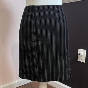 ⭐y2k black and white striped pencil midi skirt  small